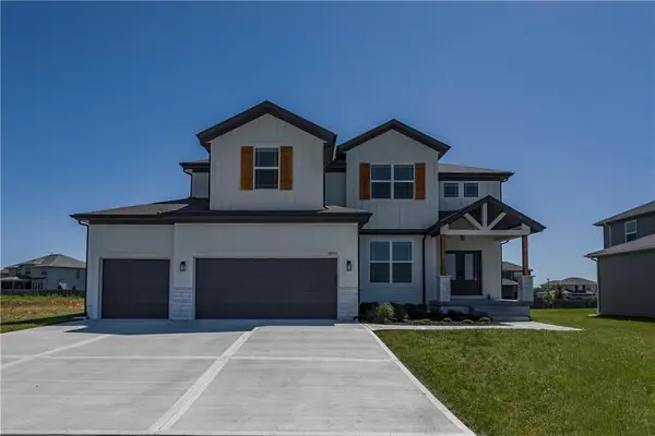 16941 S Brentwood Street, Olathe, KS 66062