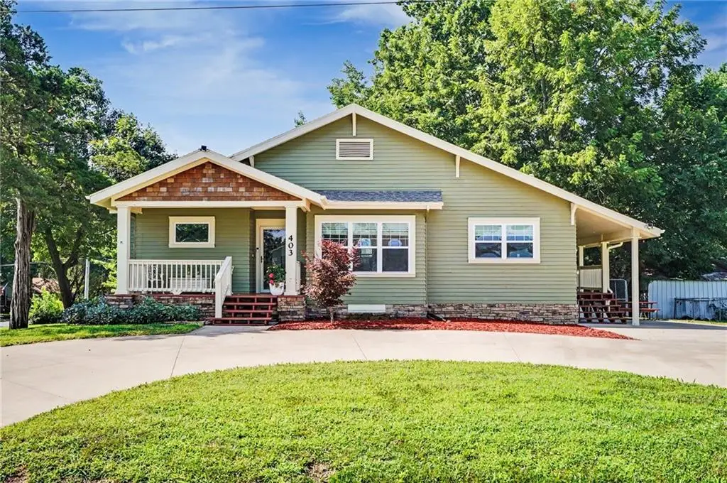 403 Baker Street, Baldwin City, KS 66006 - #1