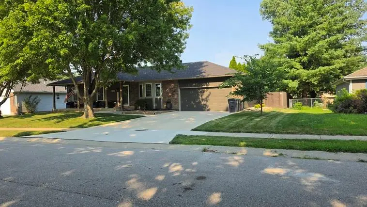 809 SW Hereford Drive, Grain Valley, MO 64029 - #2