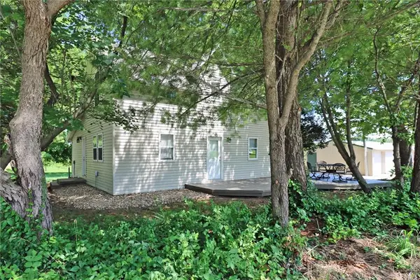 22701 Timberview Road, Harrisonville, MO 64701