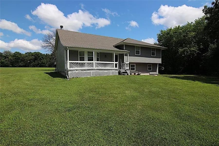 23715 S Chadwick Drive, Peculiar, MO 64078 - #3