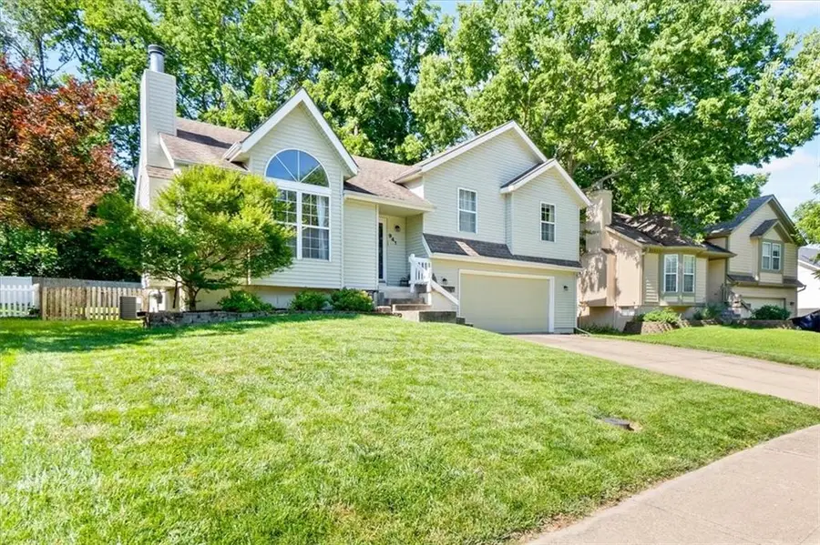 941 E 126th Terrace, Olathe, KS 66061 - #2