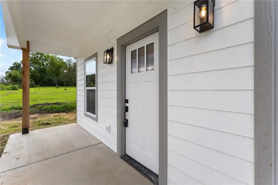 912 Chestnut Avenue, Osawatomie, KS 66064 - #2
