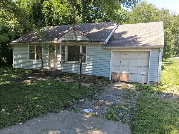 7700 W 65th Terrace, Mission, KS 66202