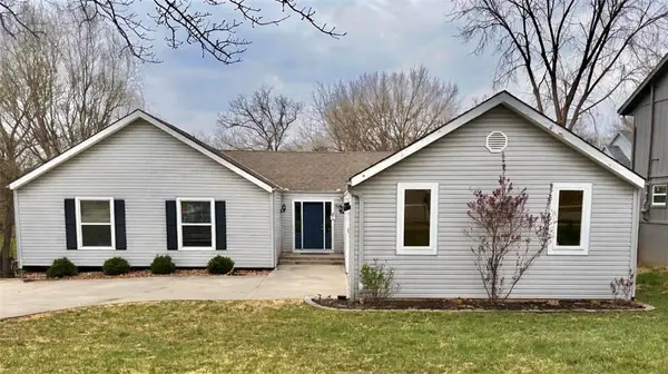 7400 N Granby Avenue, Kansas City, MO 64151