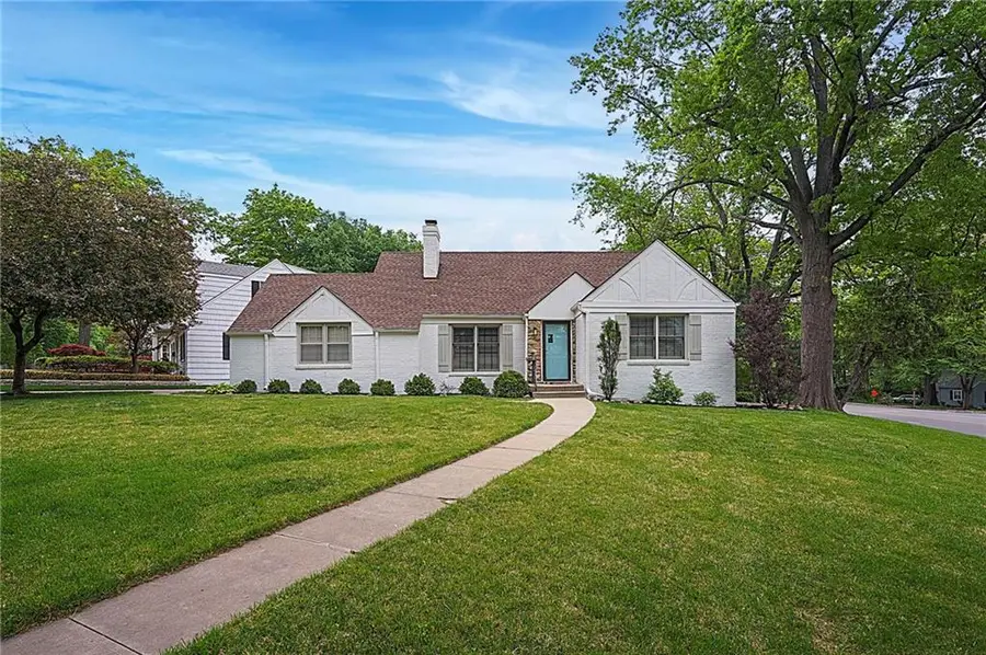 5401 Canterbury Road, Fairway, KS 66205 - #2