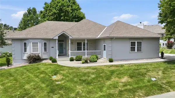 2910 S Swope Drive, Independence, MO 64057