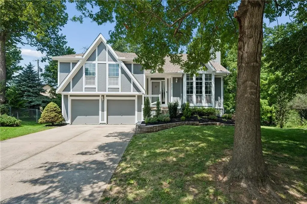 4904 Rosehill Drive, Shawnee, KS 66216 - #1
