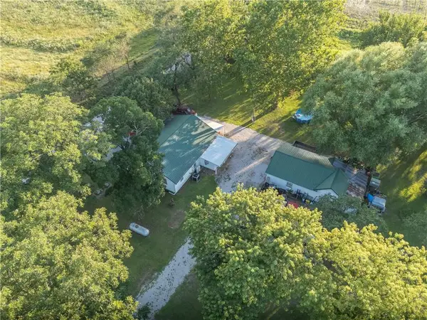 6978 W 1300 Road, Centerville, KS 66014