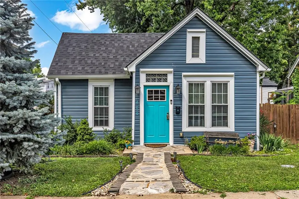4118 Roanoke Road, Kansas City, MO 64111 - #1