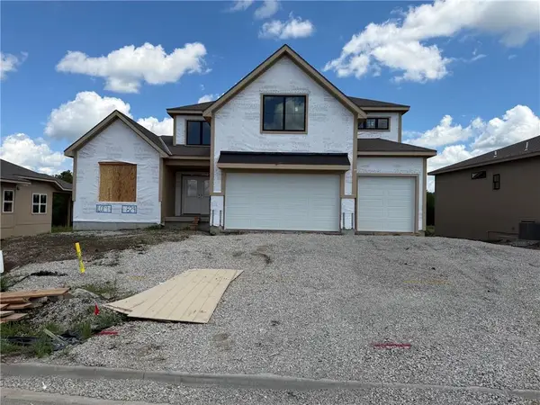 829 Reed Drive, Raymore, MO 64083