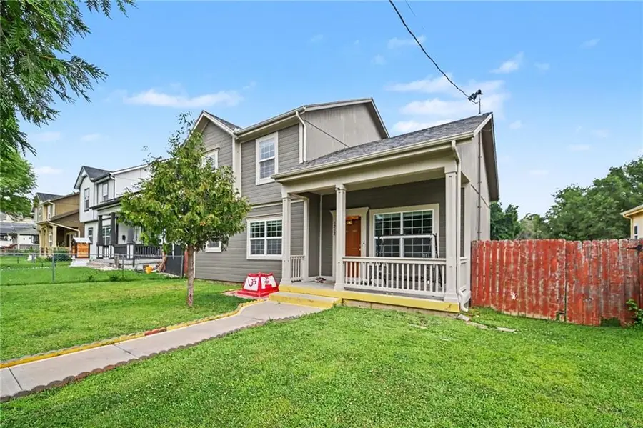 1210 Barnett Avenue, Kansas City, KS 66102 - #2