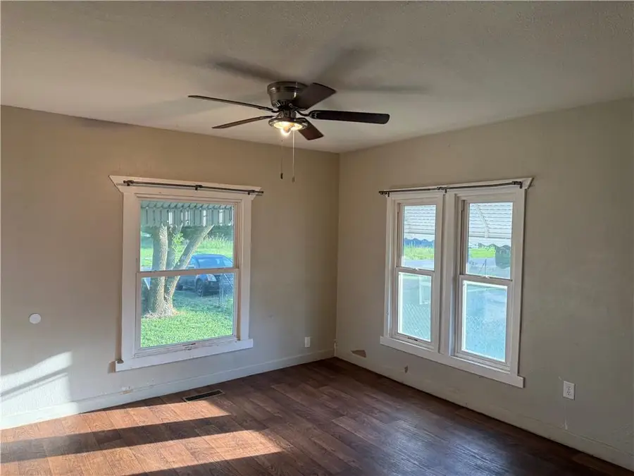 308 W 2nd Street, Coffeyville, KS 67337 - #3