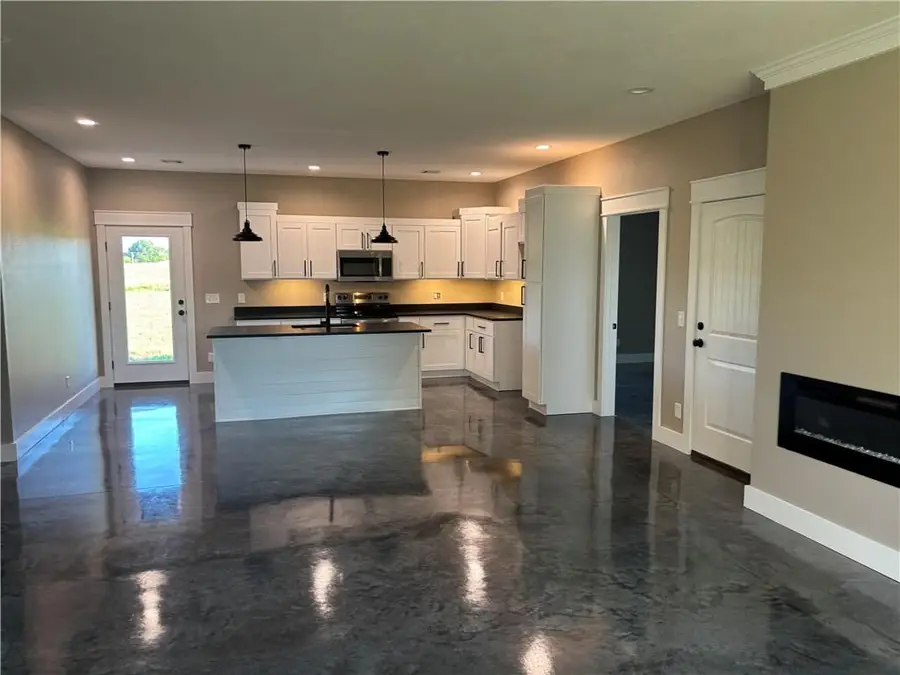 757 E 643 Avenue, Arma, KS 66712 - #3