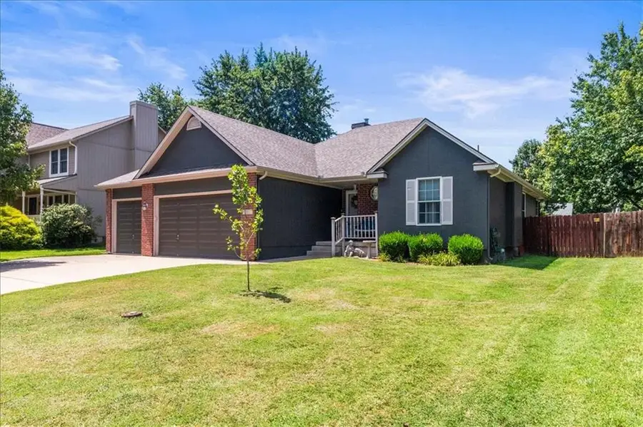 1307 SE Scenic Drive, Blue Springs, MO 64014 - #2