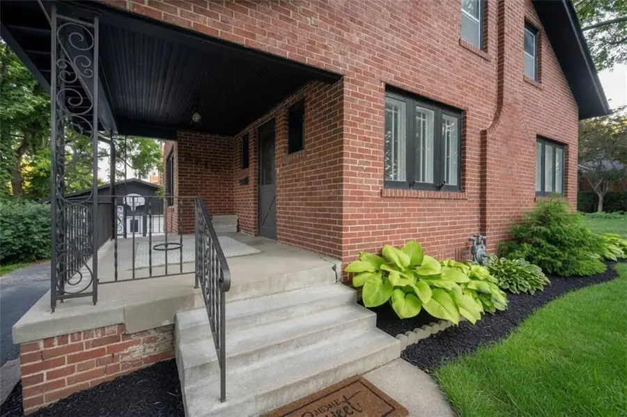 2710 Fairleigh Terrace, Saint Joseph, MO 64506 - #3