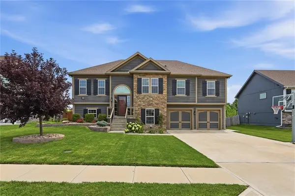 10019 N Lister Avenue, Kansas City, MO 64156