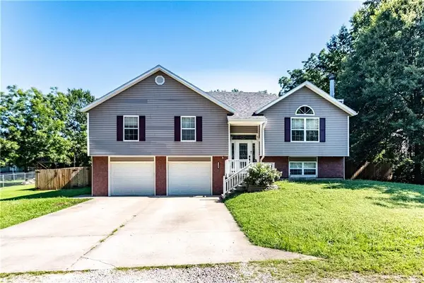 310 Marilyn Avenue, Knob Noster, MO 65336