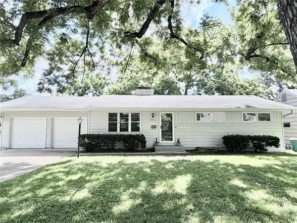 8701 Marty Street, Overland Park, KS 66212