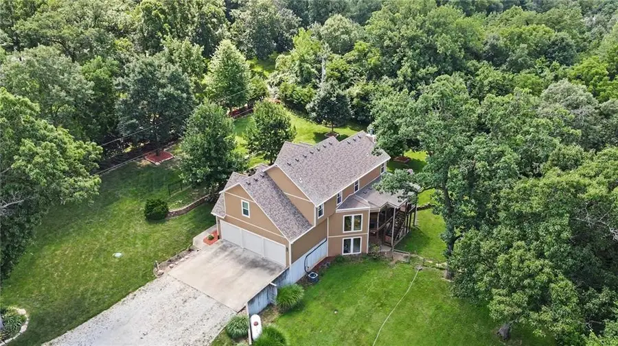 22165 171st Street, Basehor, KS 66007 - #3