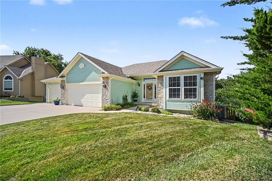 2004 NE 196th Place, Smithville, MO 64089 - #2