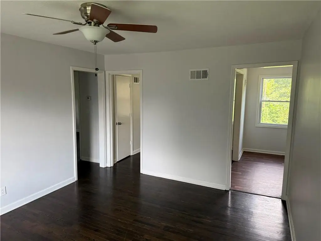 3010 E 61st Street, Kansas City, MO 64130 - #1