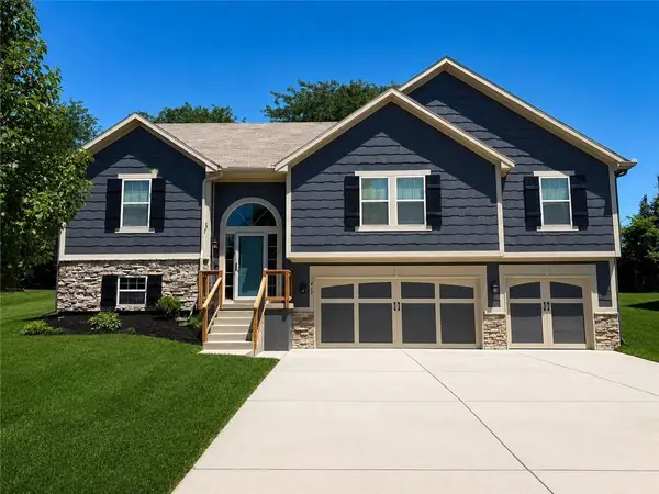 412 Duncan Drive, Liberty, MO 64068