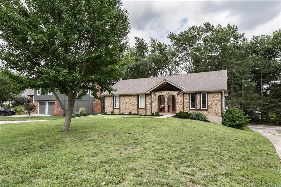 12315 W 100th Place, Lenexa, KS 66215 - #2