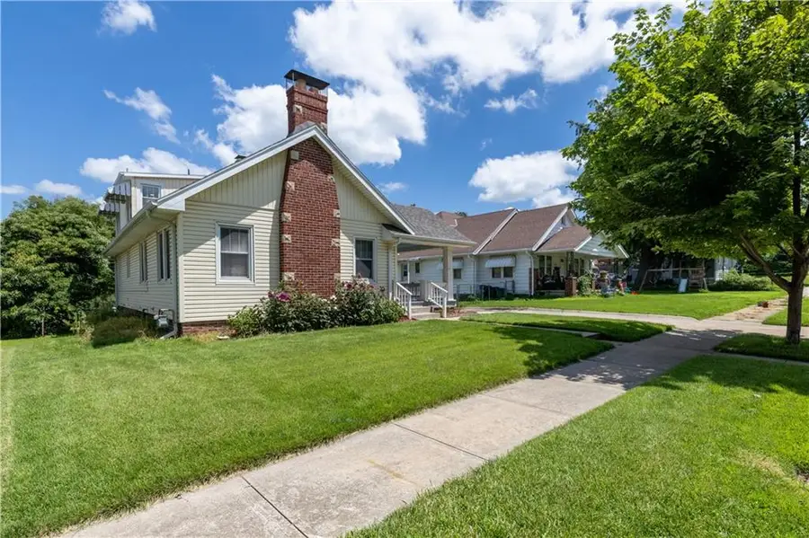2501 Penn Street, Saint Joseph, MO 64507 - #3
