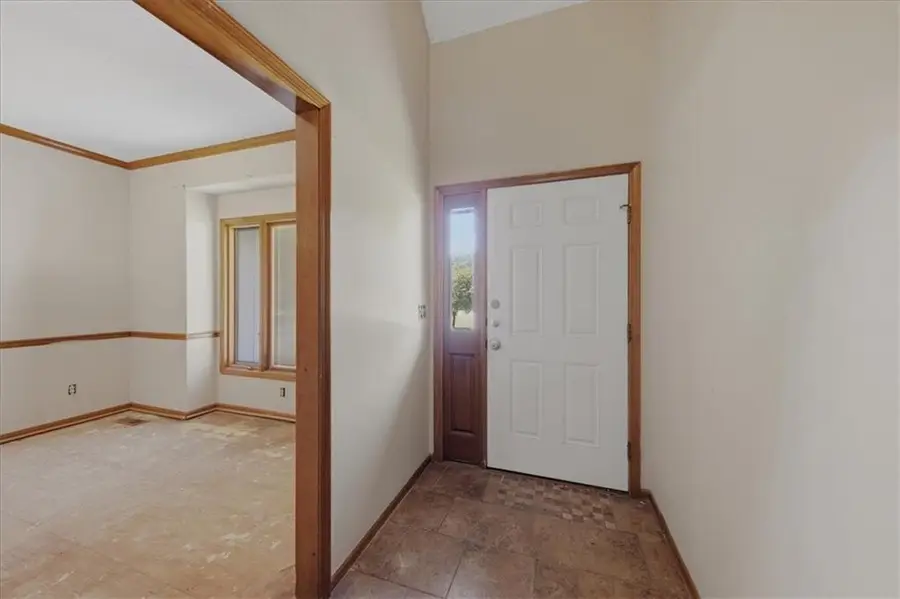 2227 SW Park Avenue Circle, Blue Springs, MO 64014 - #3