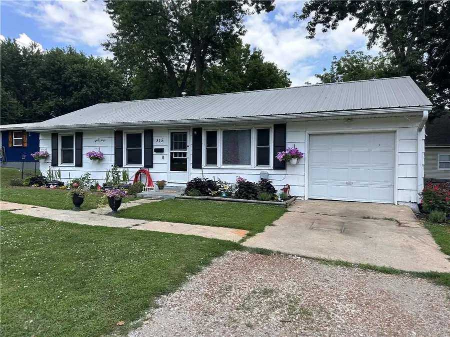 315 Wilson Street, Chillicothe, MO 64601 - #2