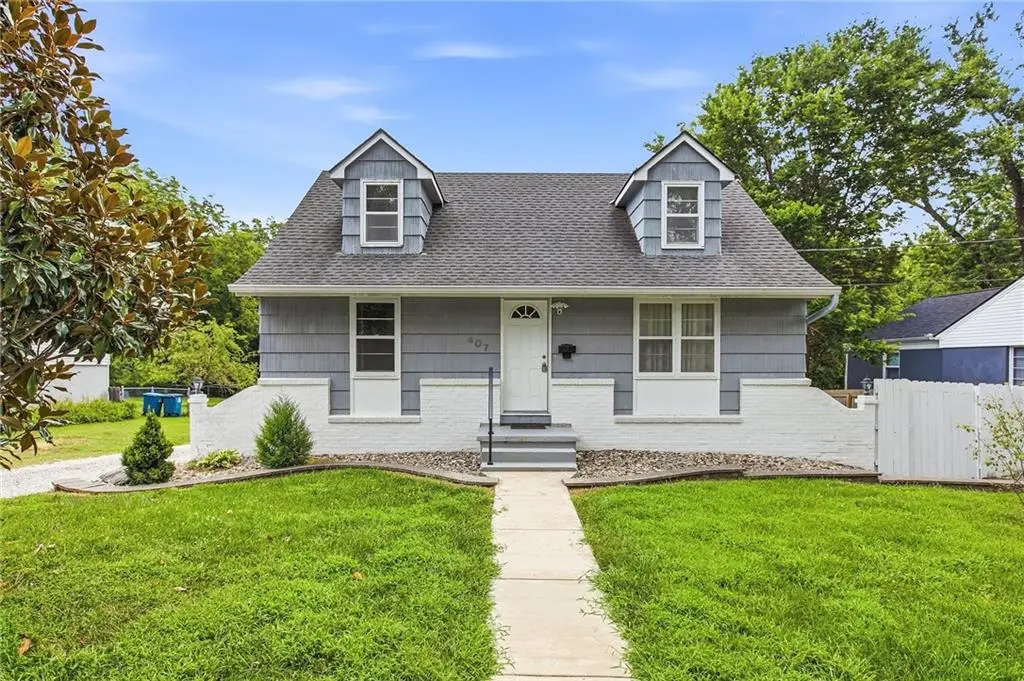 407 N Fairview Avenue, Liberty, MO 64068 - #1