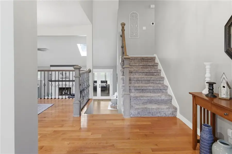106 SE Williamsburg Drive, Blue Springs, MO 64014 - #3