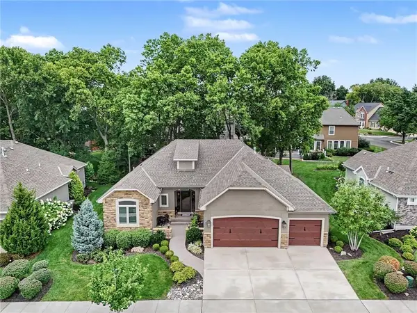 10604 W 132nd Place, Overland Park, KS 66213