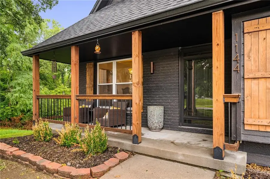 1144 NE Hunters Ridge, Lees Summit, MO 64086 - #2