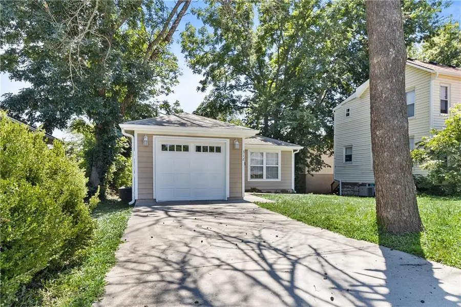 312 Grover Street, Warrensburg, MO 64093 - #3