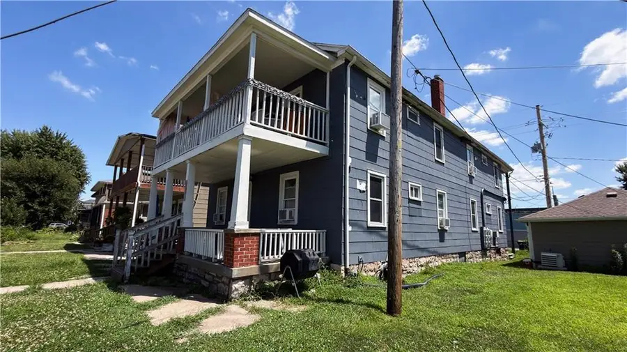 805 E 21st Avenue, North Kansas City, MO 64116 - #2
