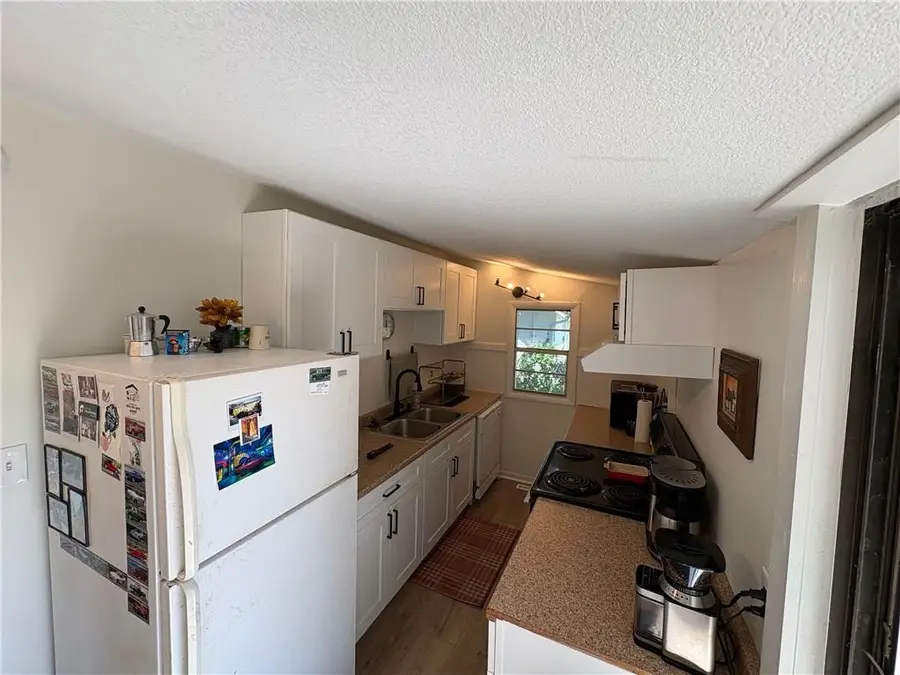 5509 Maple Street, Prairie Village, KS 66208 - #3