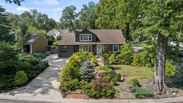 4211 W 73rd Street, Prairie Village, KS 66208