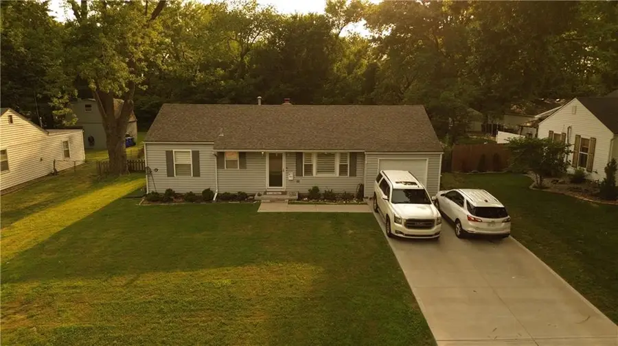 5520 Barton Lane, Shawnee, KS 66203 - #2