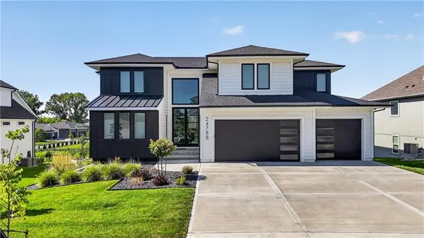 24788 W 90th Street, Lenexa, KS 66227