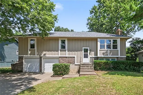 2521 S Whitney Avenue, Independence, MO 64057