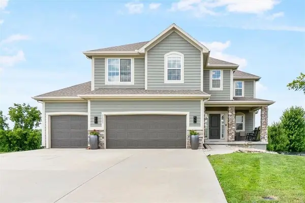 26227 W 141st Court, Olathe, KS 66061