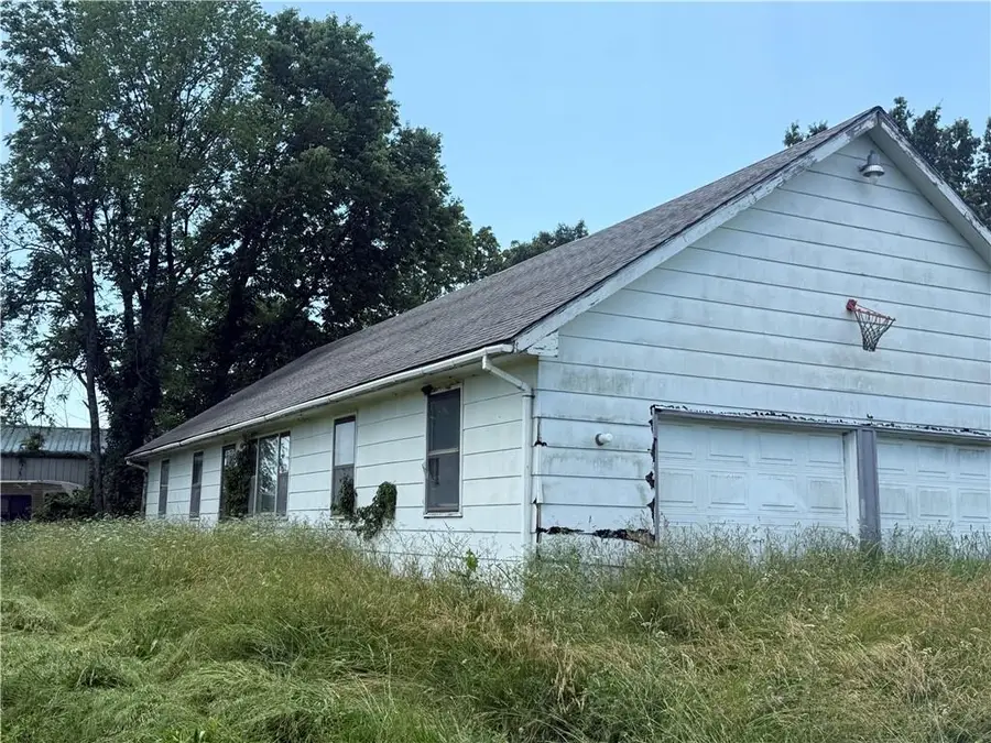 12522 Ballard Boulevard, Hardin, MO 64035 - #2