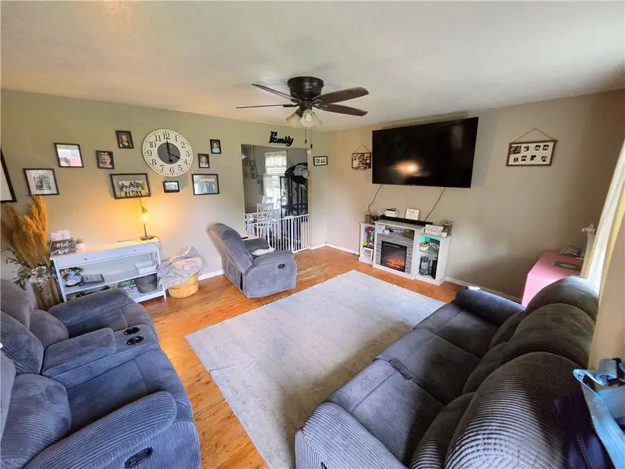 510 S Lynn Street, Nevada, MO 64772 - #2