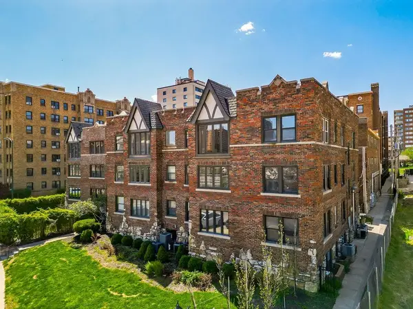 700 W 48th Street #202, Kansas City, MO 64112