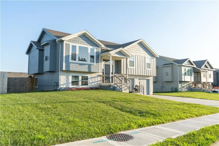 1913 Eagle Drive, Harrisonville, MO 64701 - #2