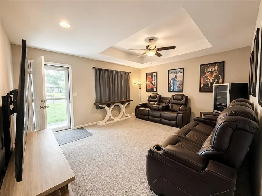 108 SE 25th Street, Oak Grove, MO 64075 - #3