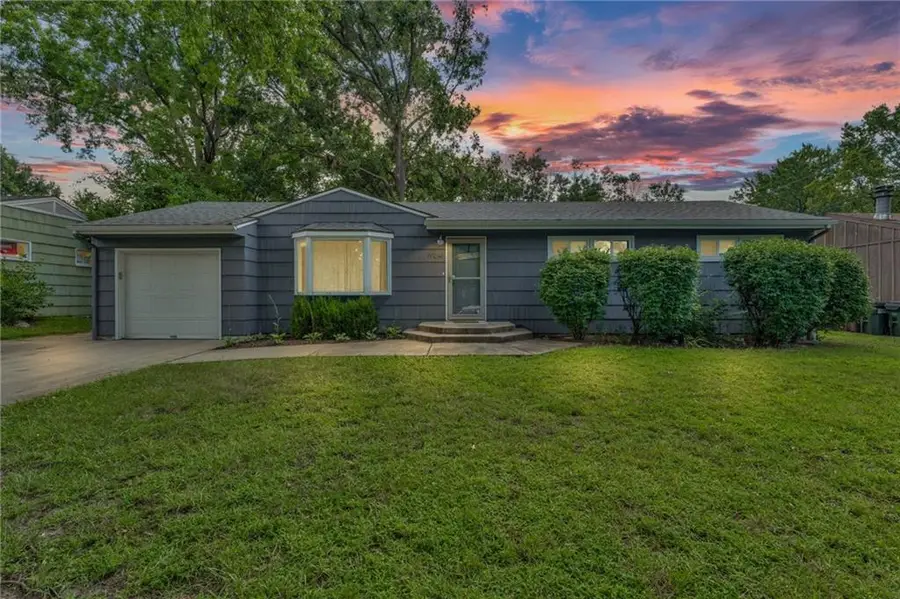 1934 Clifton Court, Lawrence, KS 66046 - #3