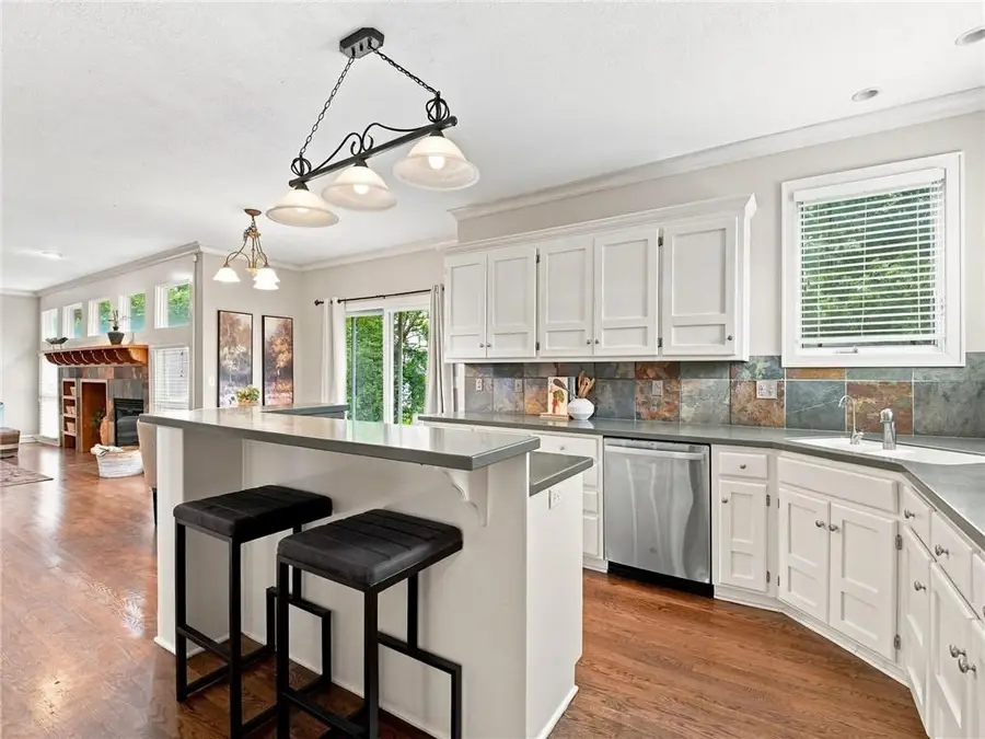 5415 W 161st Terrace, Overland Park, KS 66085 - #3